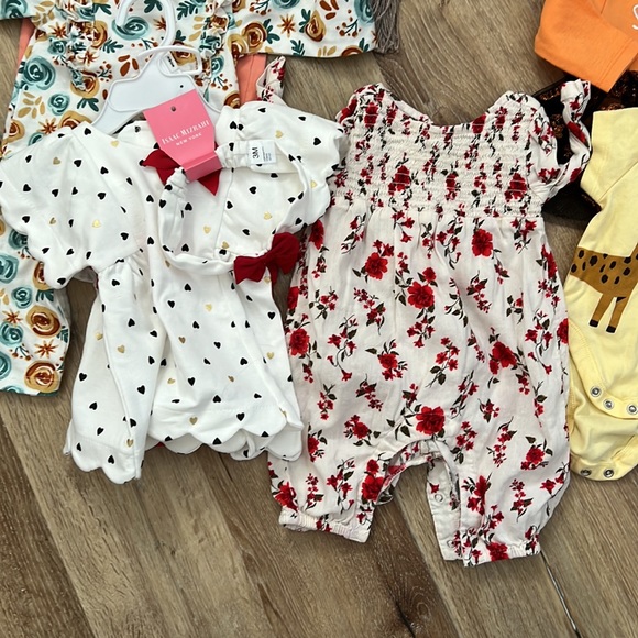 0-3 Month Baby Girl Clothing Bundle - Picture 6 of 6